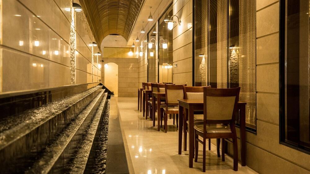 Jiwar Almasi Hotel Jeddah Ngoại thất bức ảnh