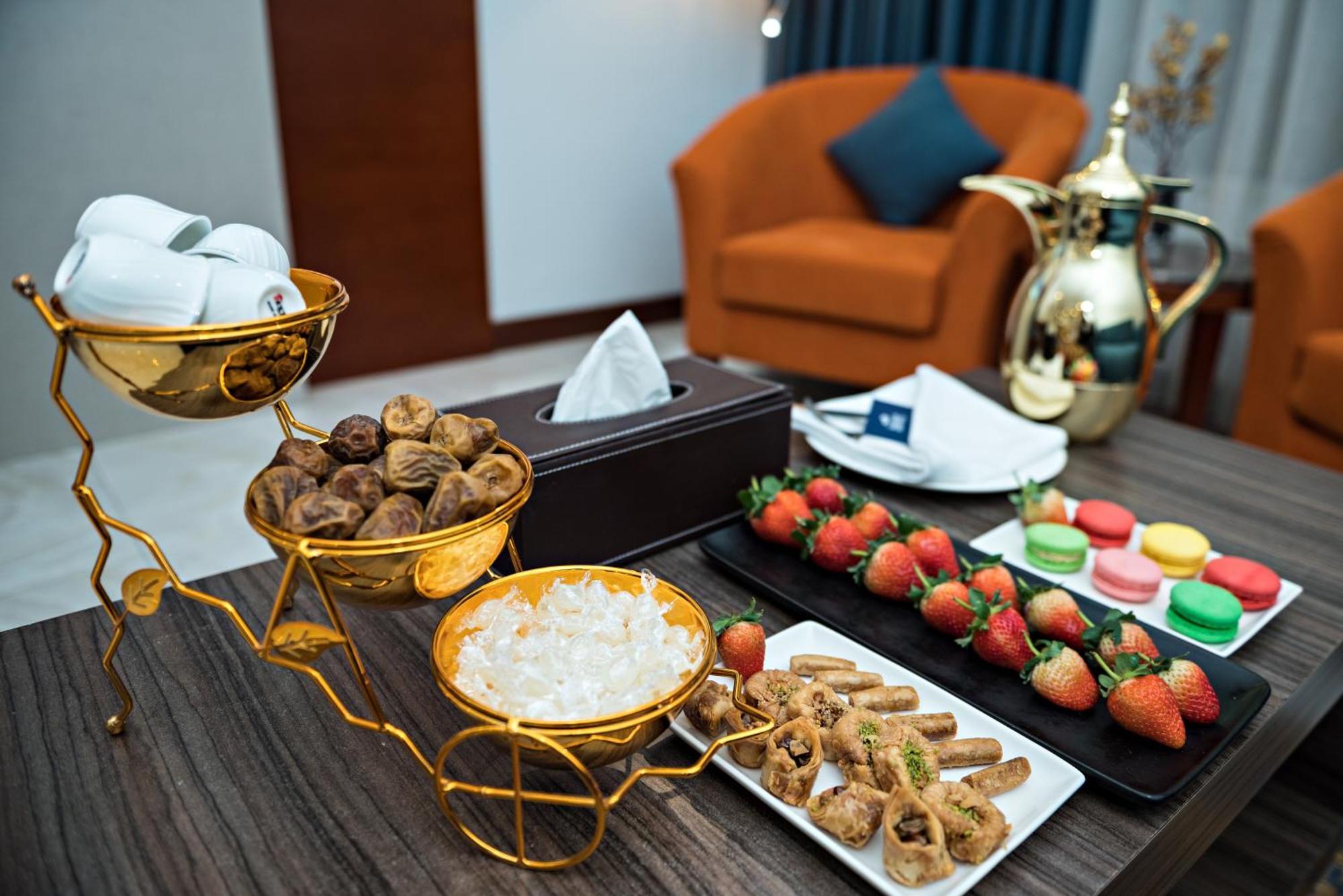 Jiwar Almasi Hotel Jeddah Ngoại thất bức ảnh