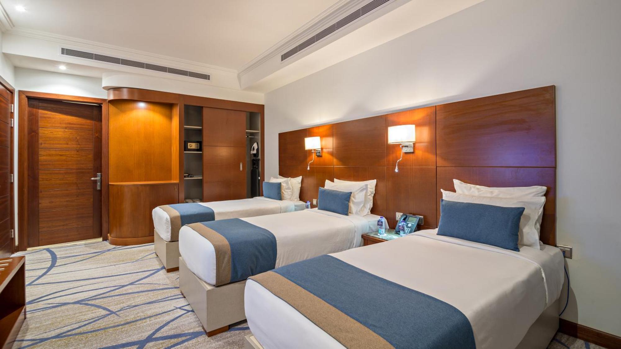 Jiwar Almasi Hotel Jeddah Ngoại thất bức ảnh