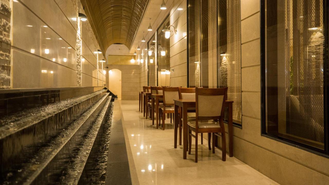 Jiwar Almasi Hotel Jeddah Ngoại thất bức ảnh